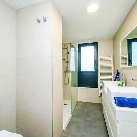 Alexia By Interhome